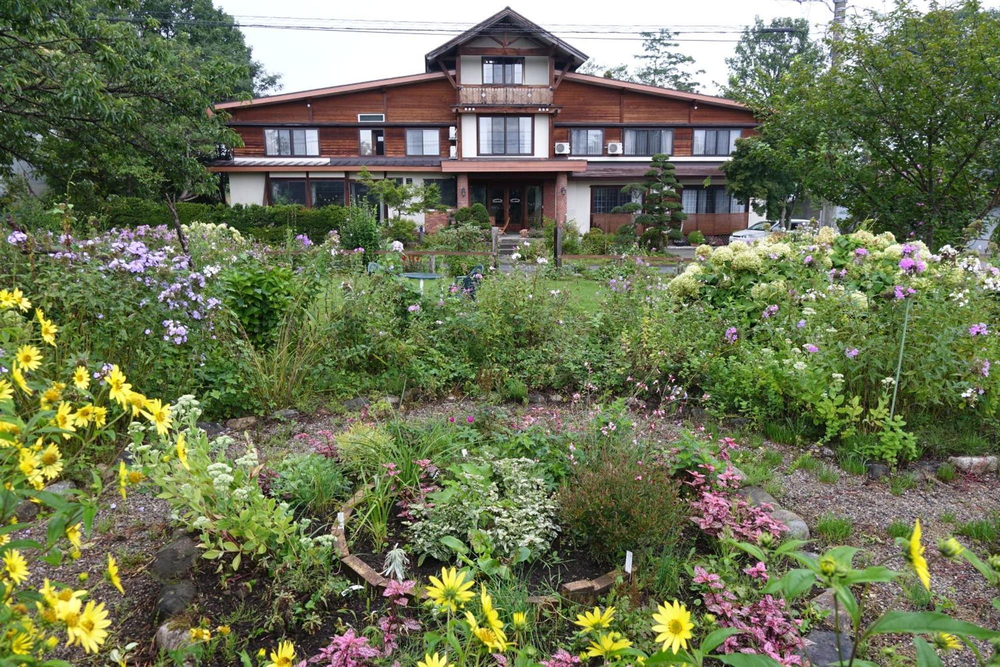 Country Inn Kashiwabara Hakuba Dış mekan fotoğraf